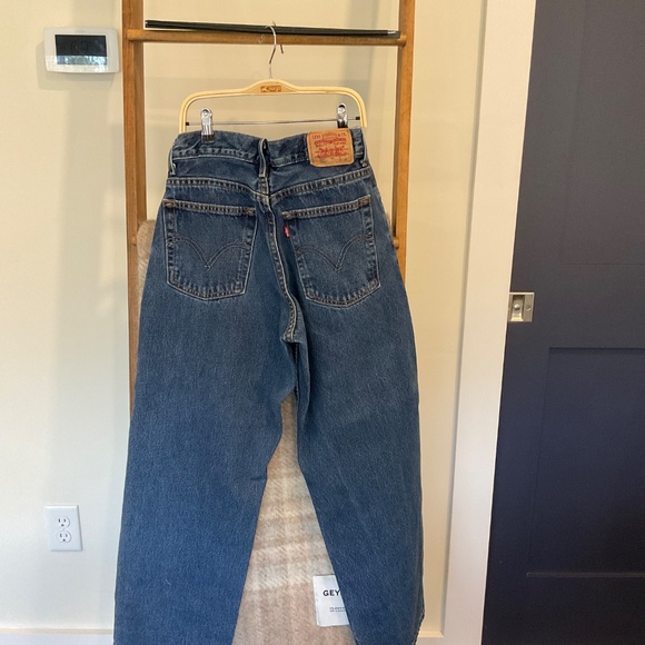 VINTAGE Levi’s 569 , 27 w x 28 L , I wore at ankle , I’m 5,5 - Picture 3 of 4